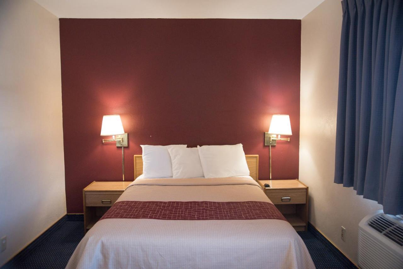 Red Roof Inn Блайт Екстериор снимка