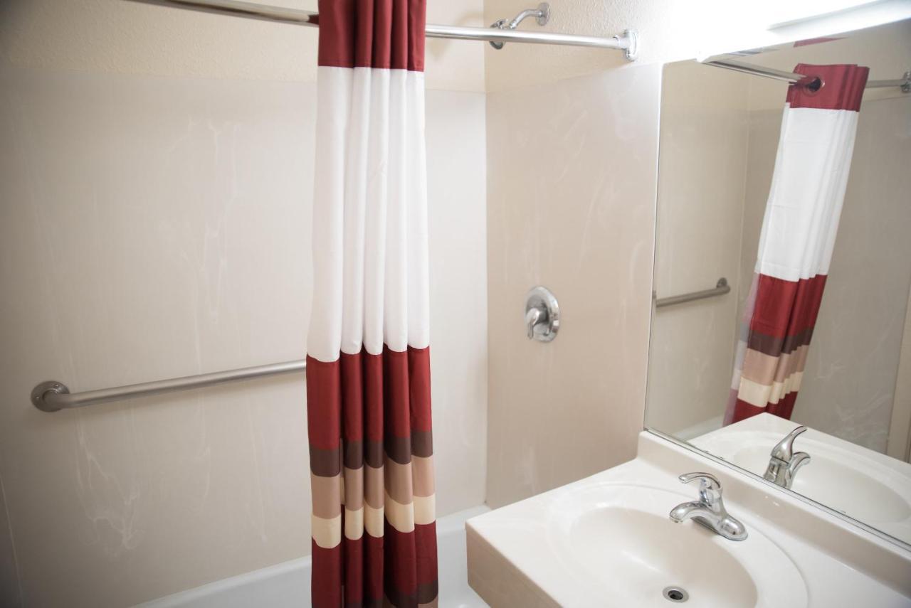 Red Roof Inn Блайт Екстериор снимка