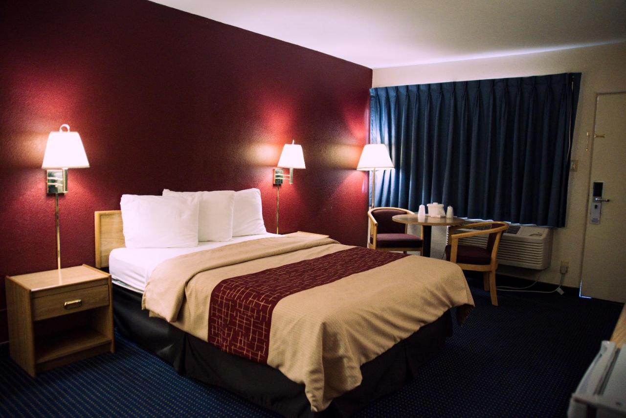 Red Roof Inn Блайт Екстериор снимка